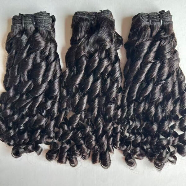 Cambodian Bouncy Curly Human Hair Bundles Raw Virgin Hair Manufacturer Supply